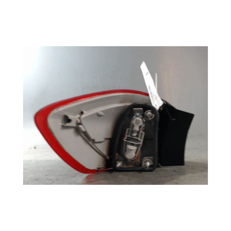 FEU ARRIERE DROIT FORD MONDEO SW 2007-