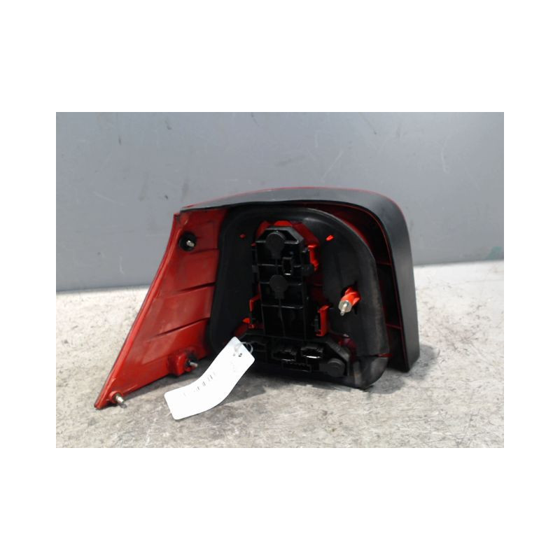 FEU ARRIERE DROIT VOLKSWAGEN GOLF IV 98-2004