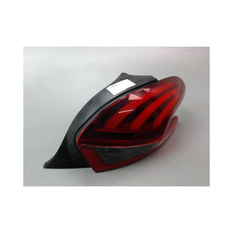 FEU ARRIERE DROIT PEUGEOT 208 Phase 1 2012-...