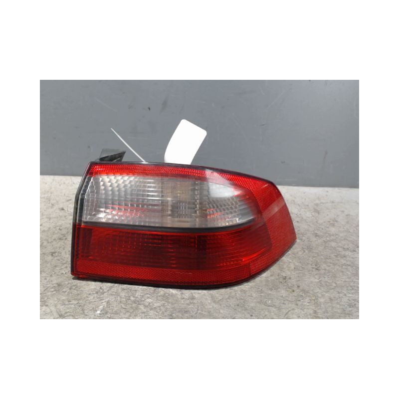 FEU ARRIERE DROIT RENAULT LAGUNA II 00-2005