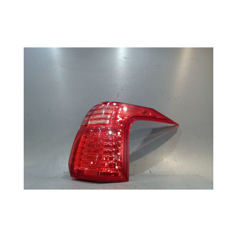 FEU ARRIERE DROIT PEUGEOT 5008