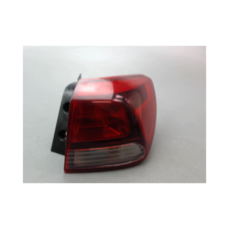 FEU ARRIERE DROIT KIA RIO 2005-