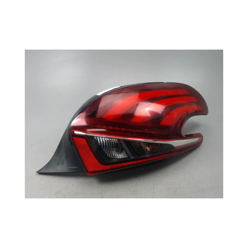 FEU ARRIERE DROIT PEUGEOT 208 Phase 1 2012-...