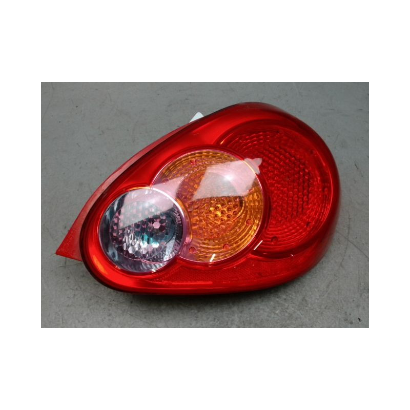 FEU ARRIERE DROIT TOYOTA AYGO 5P