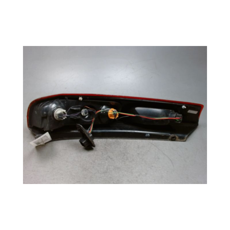 FEU ARRIERE DROIT FORD FIESTA 2005-