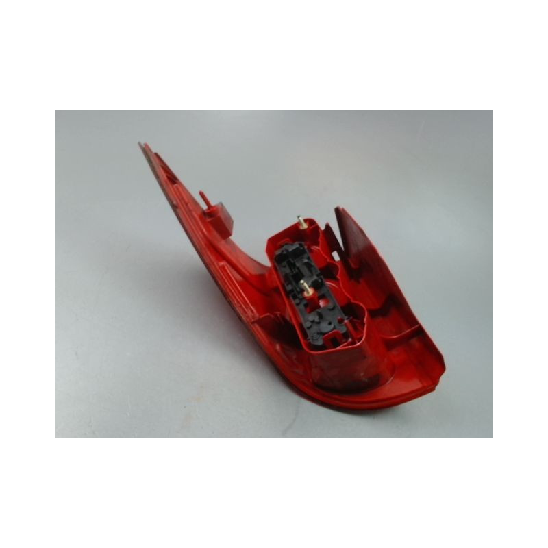 FEU ARRIERE DROIT PEUGEOT 1007 2005-2010