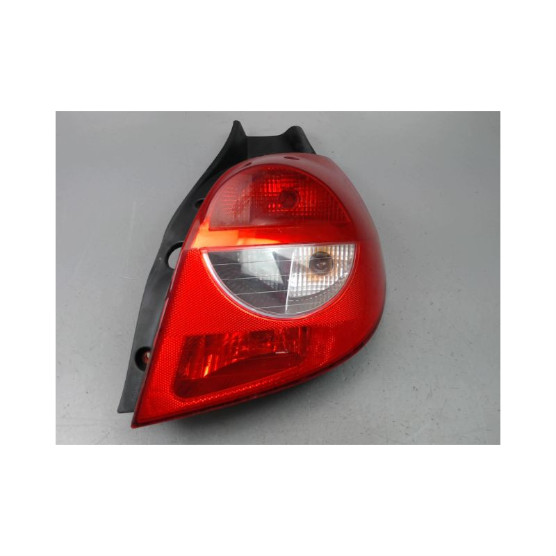FEU ARRIERE DROIT RENAULT CLIO III Phase 1 2005-2009