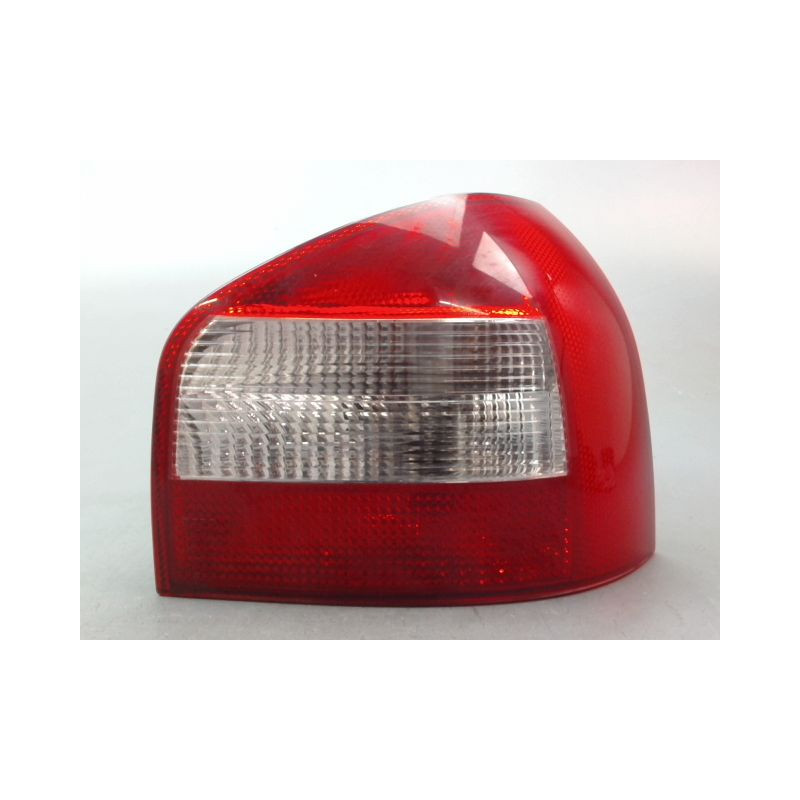 FEU ARRIERE DROIT AUDI A3 I Phase 2 (8L) 2000-2003