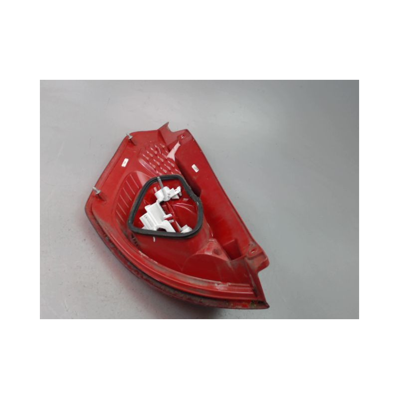 FEU ARRIERE DROIT FORD FIESTA VI Phase 1 2008-2012