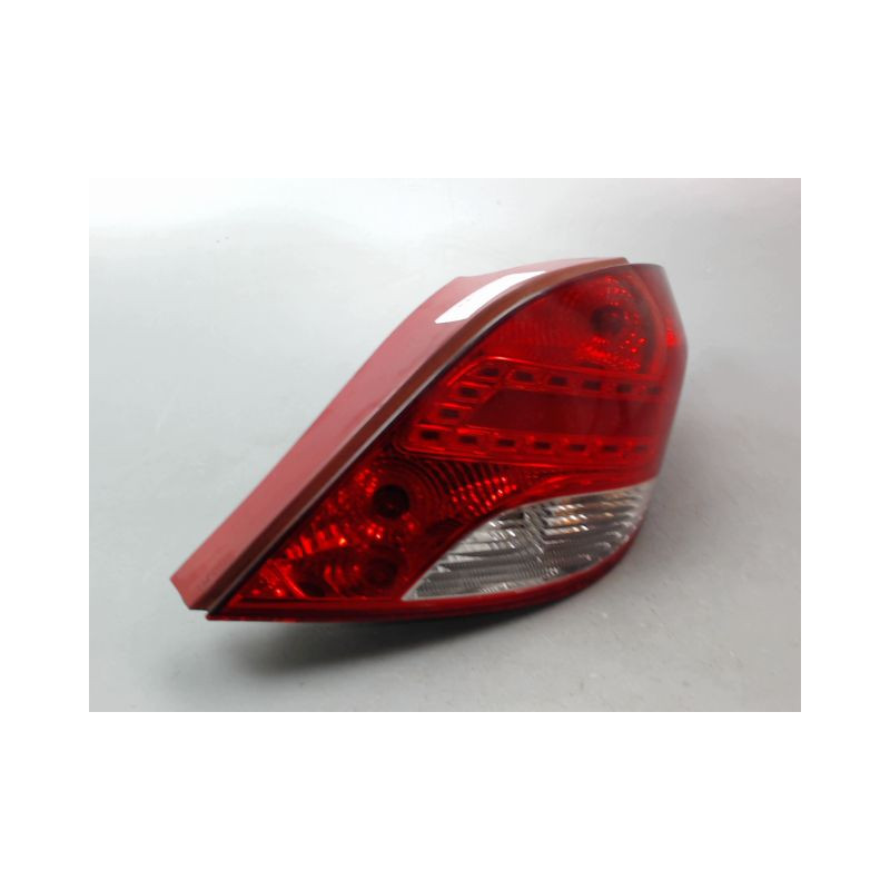 FEU ARRIERE DROIT PEUGEOT 207 2006-2013