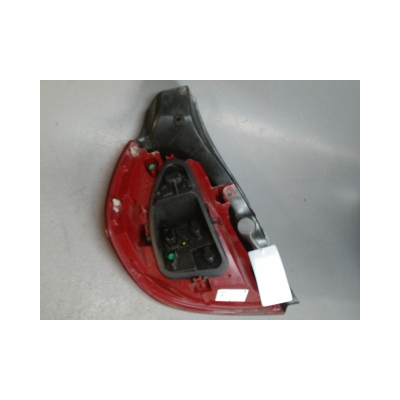 FEU ARRIERE DROIT RENAULT CLIO III 2009-