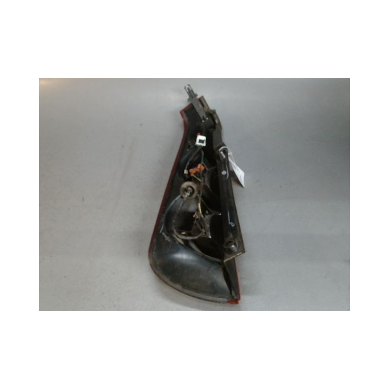 FEU ARRIERE DROIT NISSAN NOTE