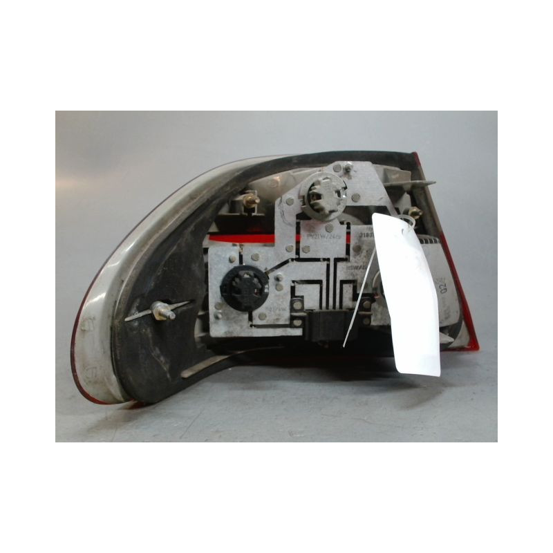 FEU ARRIERE DROIT MERCEDES CLASSE E 99-2002
