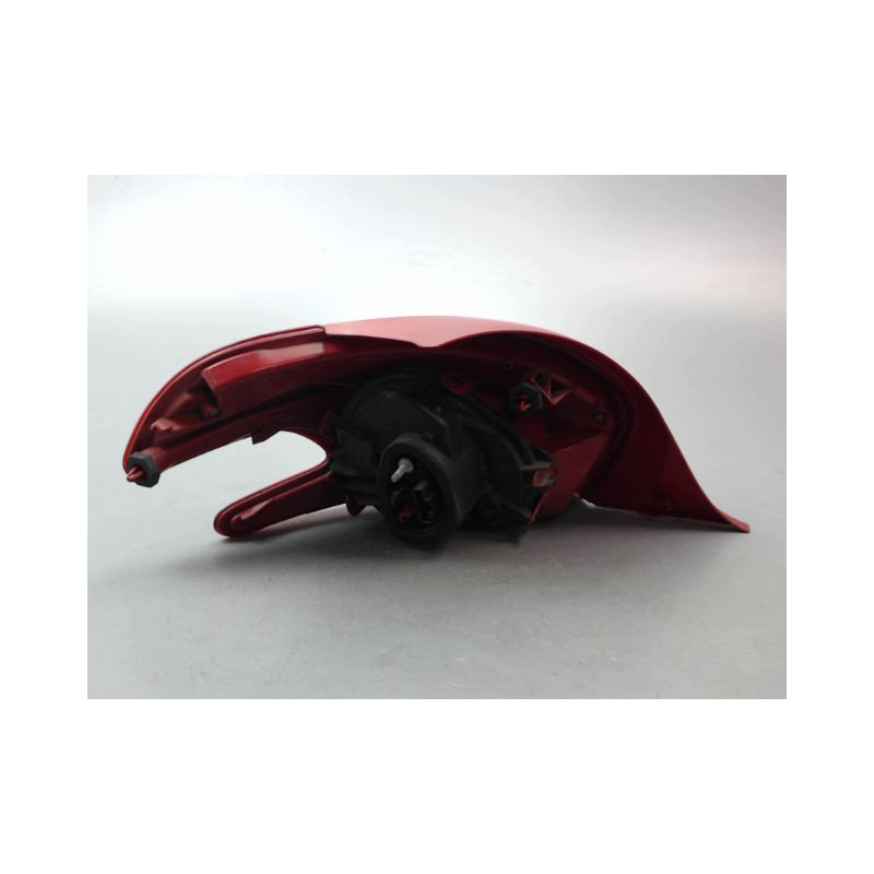 FEU ARRIERE DROIT PEUGEOT 208 Phase 1 2012-...