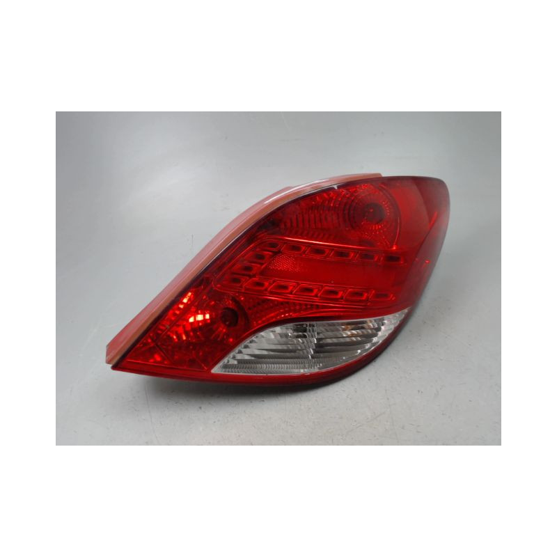 FEU ARRIERE DROIT PEUGEOT 207 2006-2013