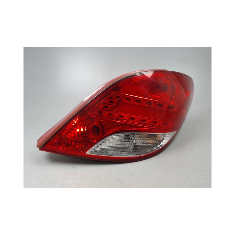FEU ARRIERE DROIT PEUGEOT 207 2006-2013