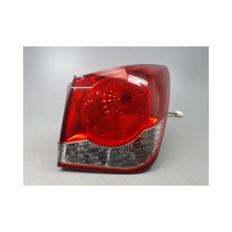 FEU ARRIERE DROIT CHEVROLET CRUZE BERL. 2009-...