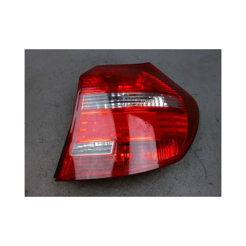 FEU ARRIERE DROIT BMW SERIE 1