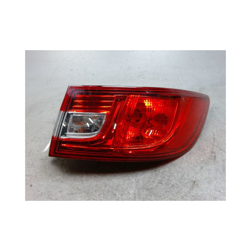FEU ARRIERE DROIT RENAULT CLIO IV 2012-