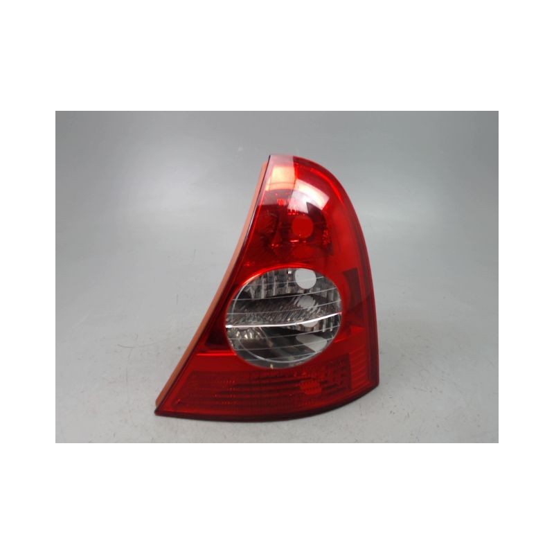 FEU ARRIERE DROIT RENAULT CLIO II Phase 2 2001-2006