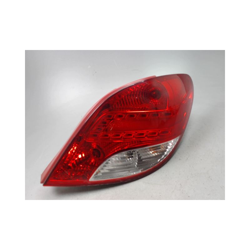 FEU ARRIERE DROIT PEUGEOT 207 2006-2013