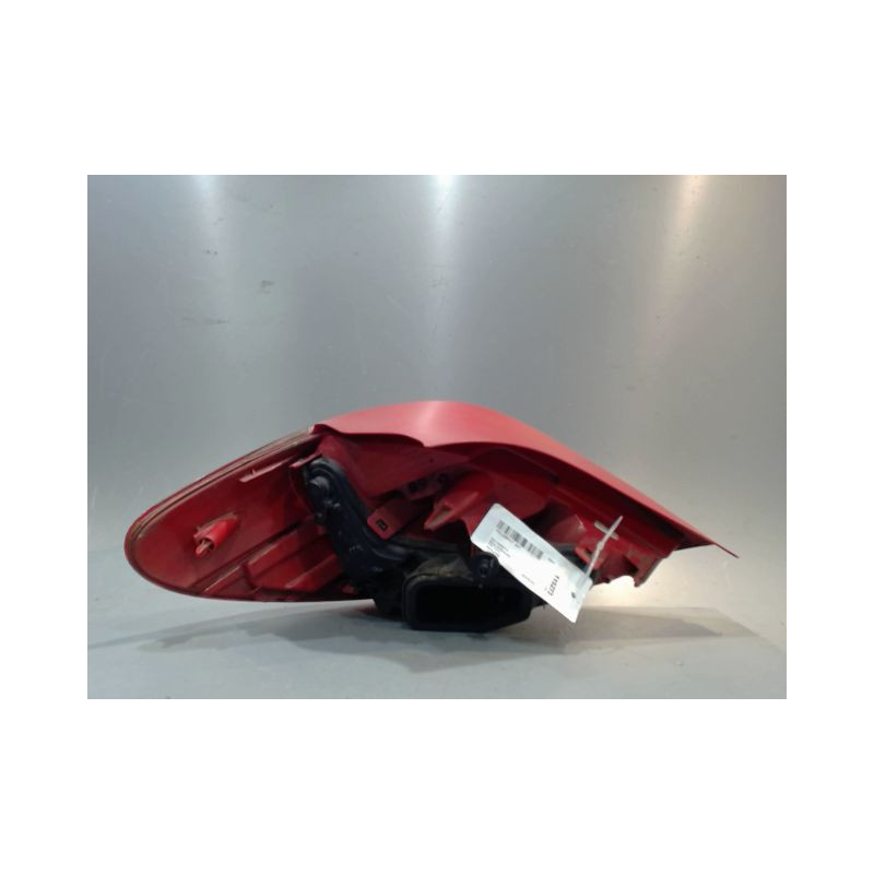 FEU ARRIERE DROIT PEUGEOT 207