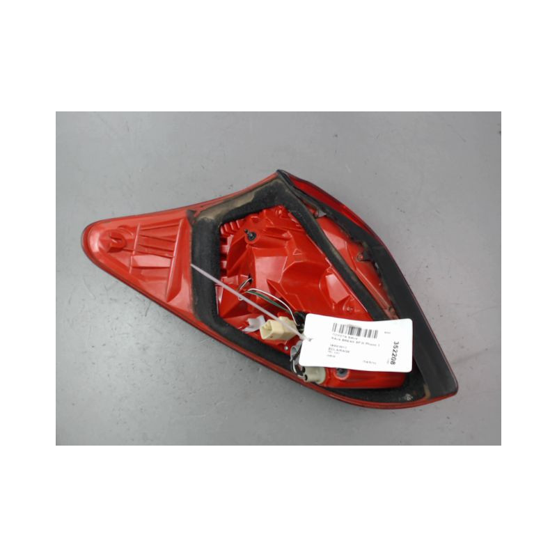 FEU ARRIERE DROIT TOYOTA RAV4 BREAK III PHASE 3 2010-2013