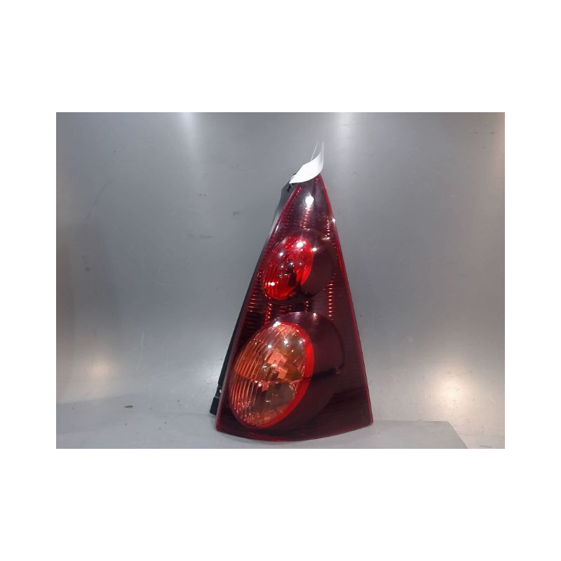 FEU ARRIERE DROIT PEUGEOT 107