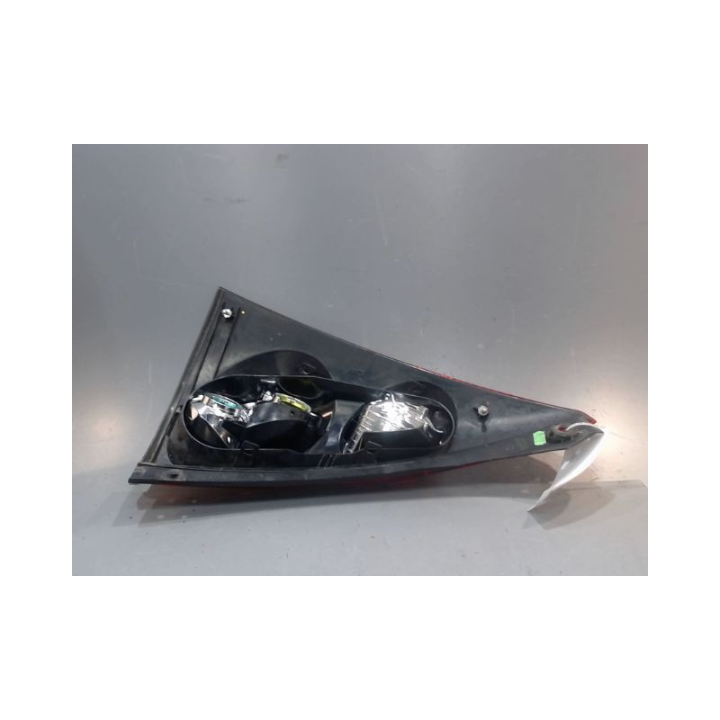 FEU ARRIERE DROIT PEUGEOT 107
