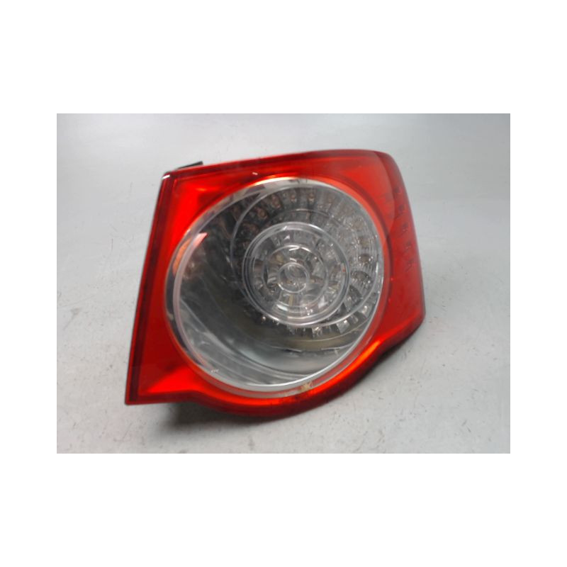 FEU ARRIERE DROIT VOLKSWAGEN JETTA BERL. III 2005-2010