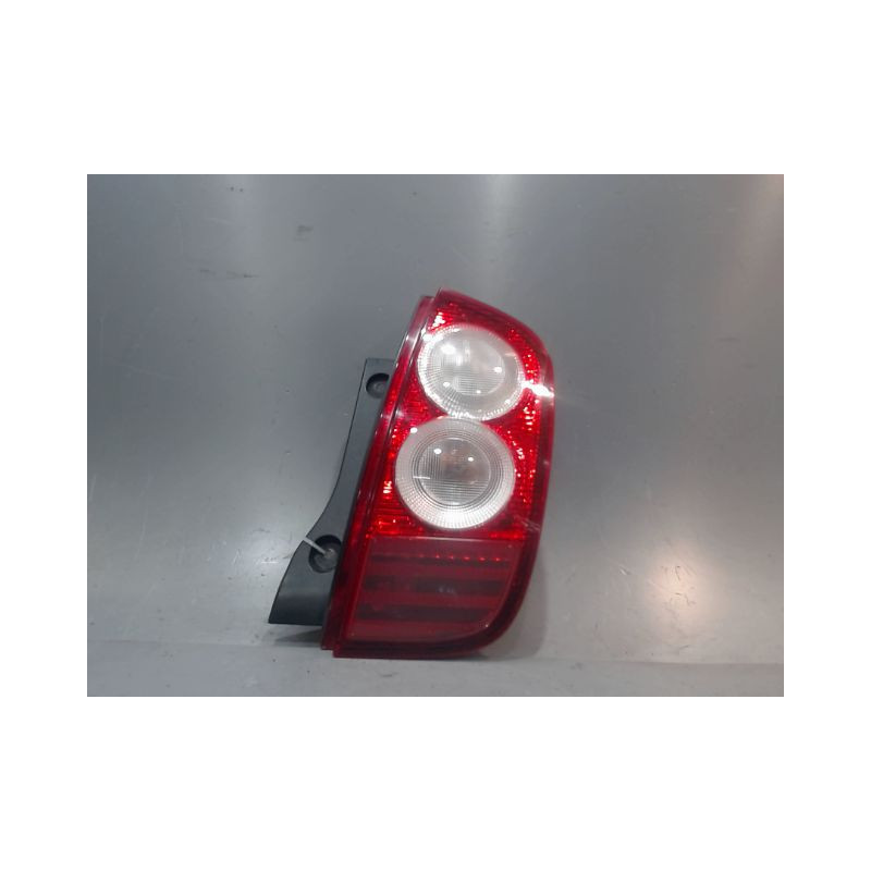 FEU ARRIERE DROIT NISSAN MICRA