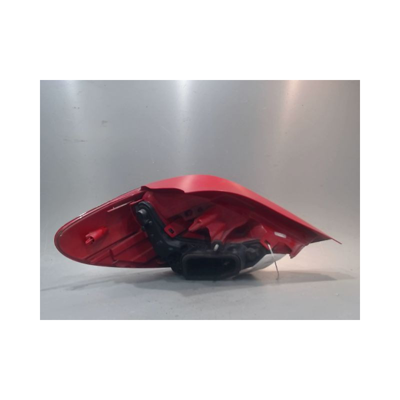 FEU ARRIERE DROIT PEUGEOT 207