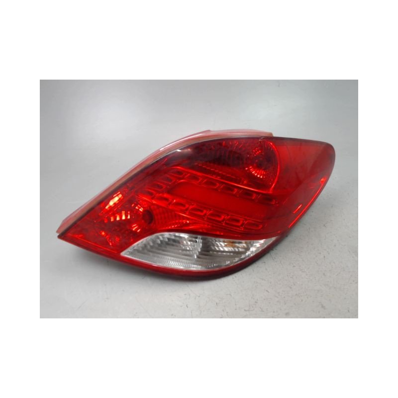 FEU ARRIERE DROIT PEUGEOT 207 2006-2013