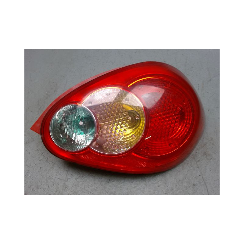 FEU ARRIERE DROIT TOYOTA AYGO 5P