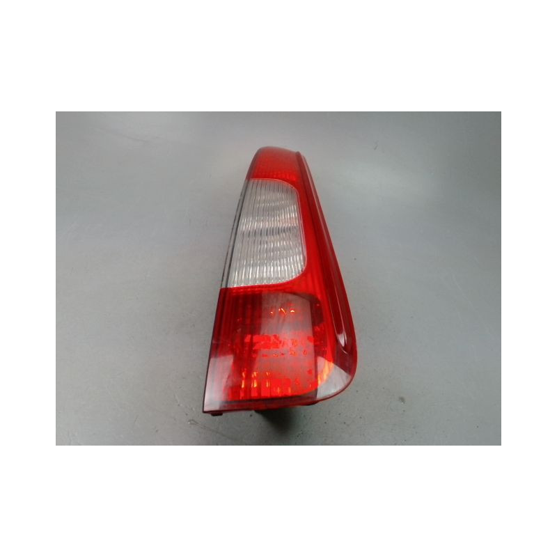 FEU ARRIERE DROIT FORD FOCUS CMAX MONOSP. I Phase 1 2003-2007