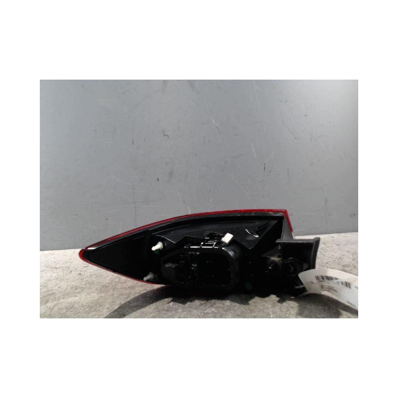 FEU ARRIERE DROIT RENAULT CLIO IV