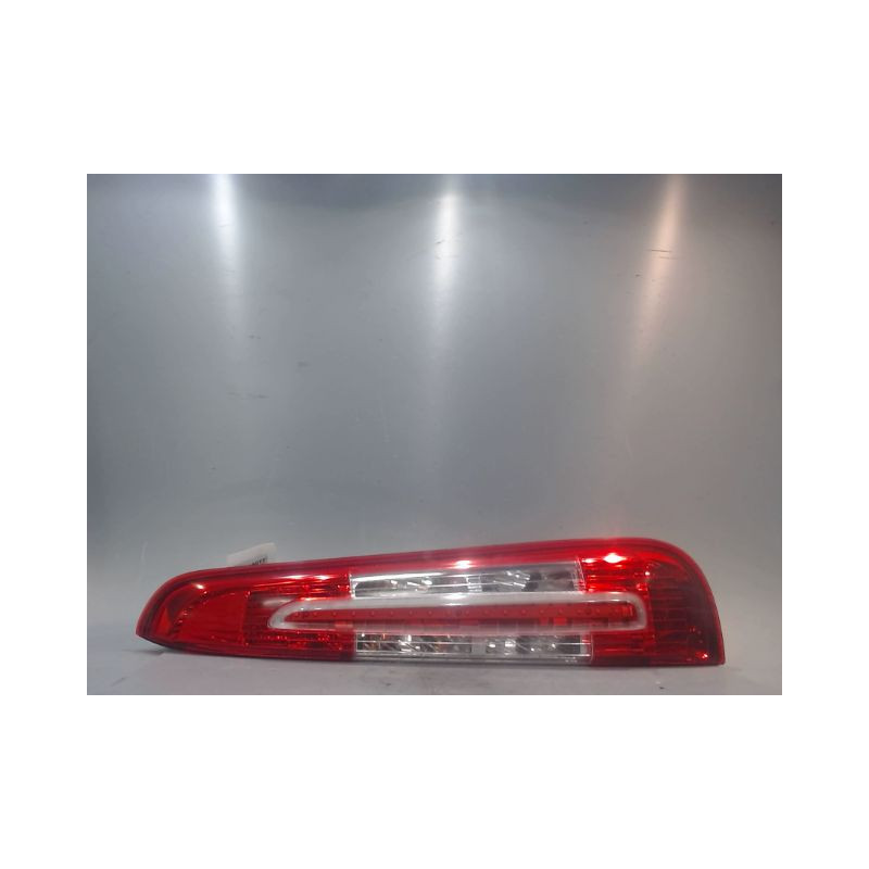FEU ARRIERE DROIT FORD C-MAX