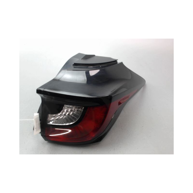 FEU ARRIERE DROIT TOYOTA YARIS 2005-