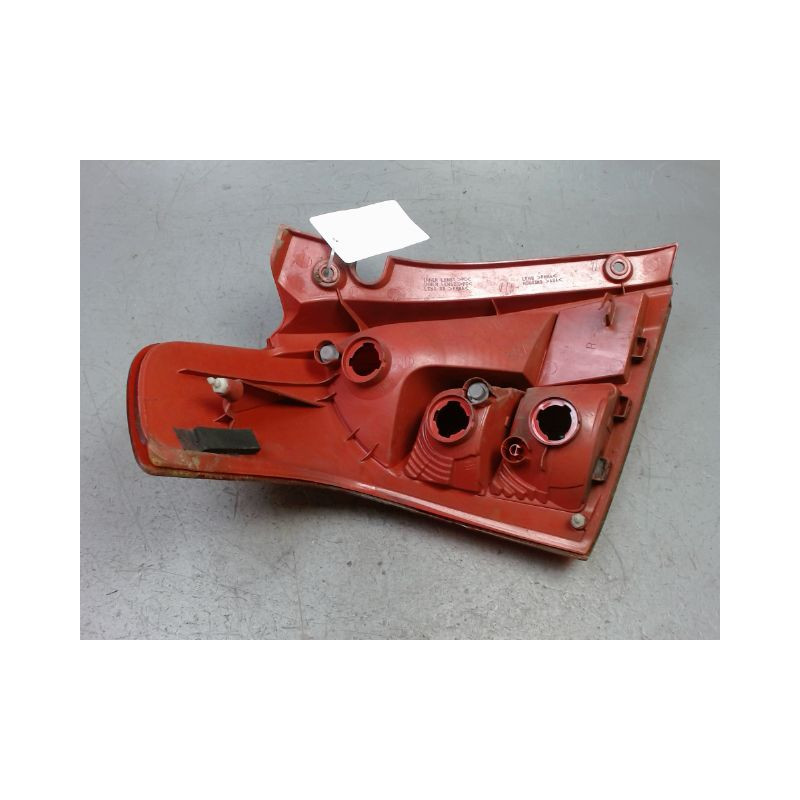 FEU ARRIERE DROIT SUZUKI SWIFT 3P