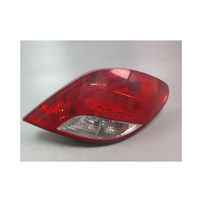 FEU ARRIERE DROIT PEUGEOT 207 2006-2013