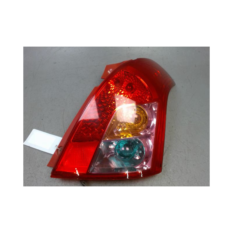 FEU ARRIERE DROIT SUZUKI SWIFT 3P