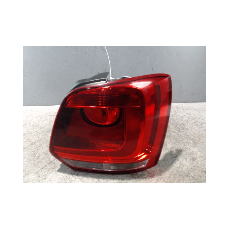 FEU ARRIERE DROIT VOLKSWAGEN POLO 2009-