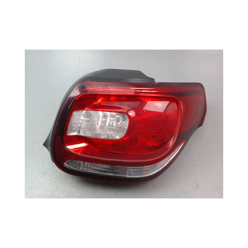 FEU ARRIERE DROIT CITROEN DS3 Phase 1 (A55) 2009-2014
