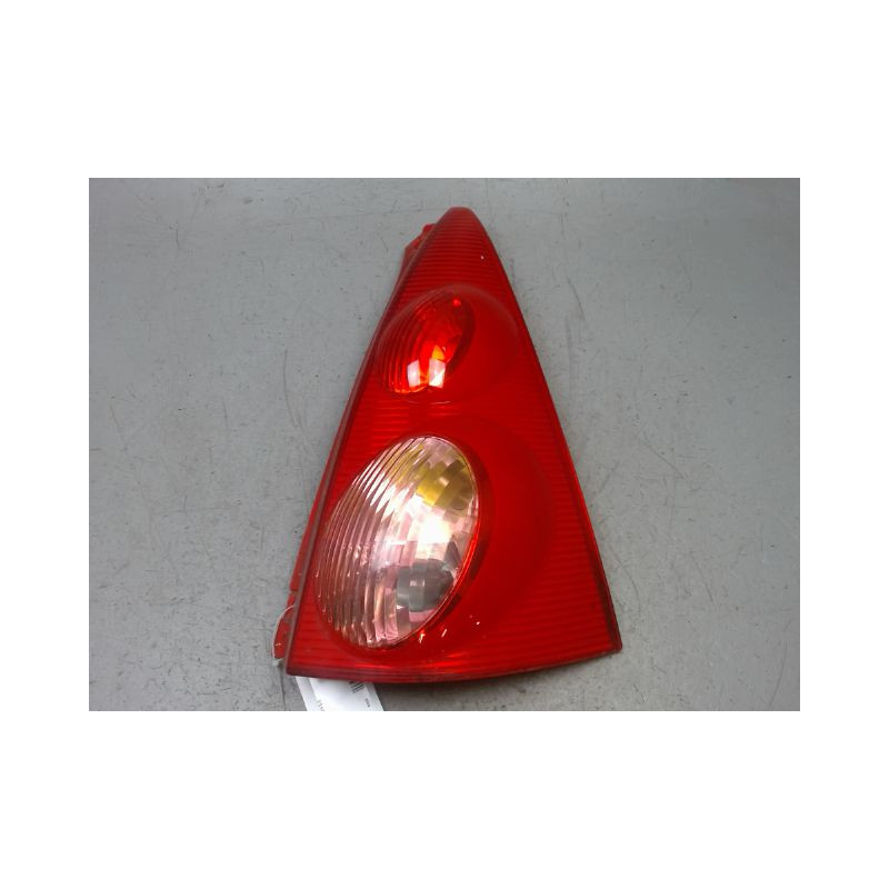 FEU ARRIERE DROIT PEUGEOT 107