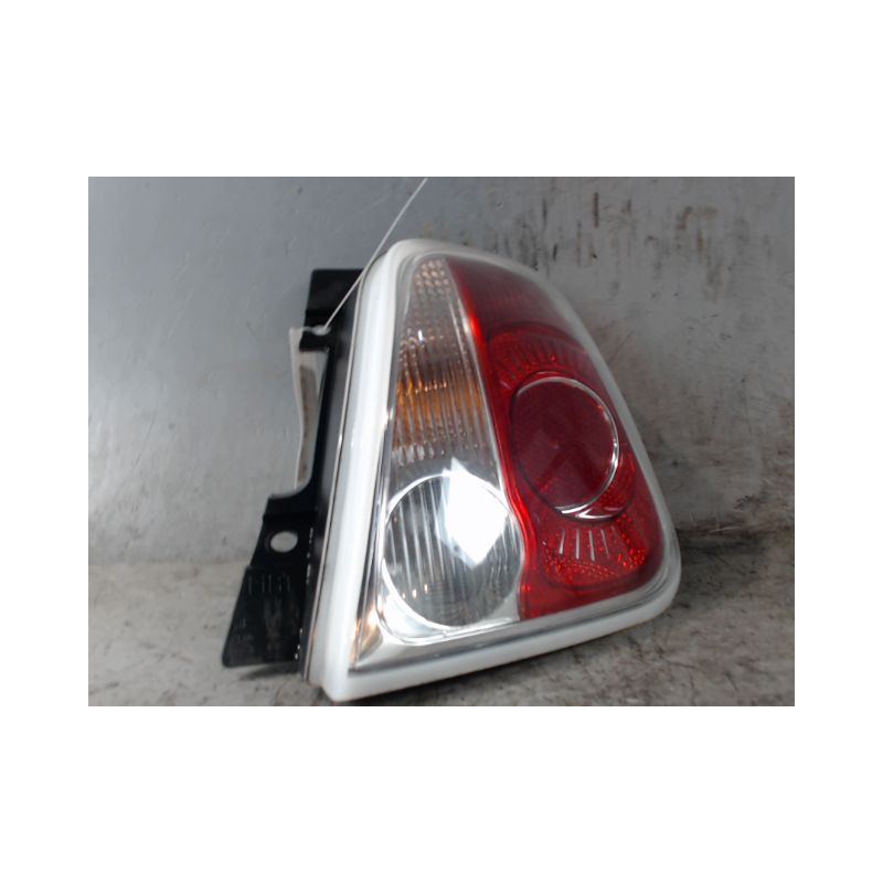 FEU ARRIERE DROIT FIAT 500 C 09-