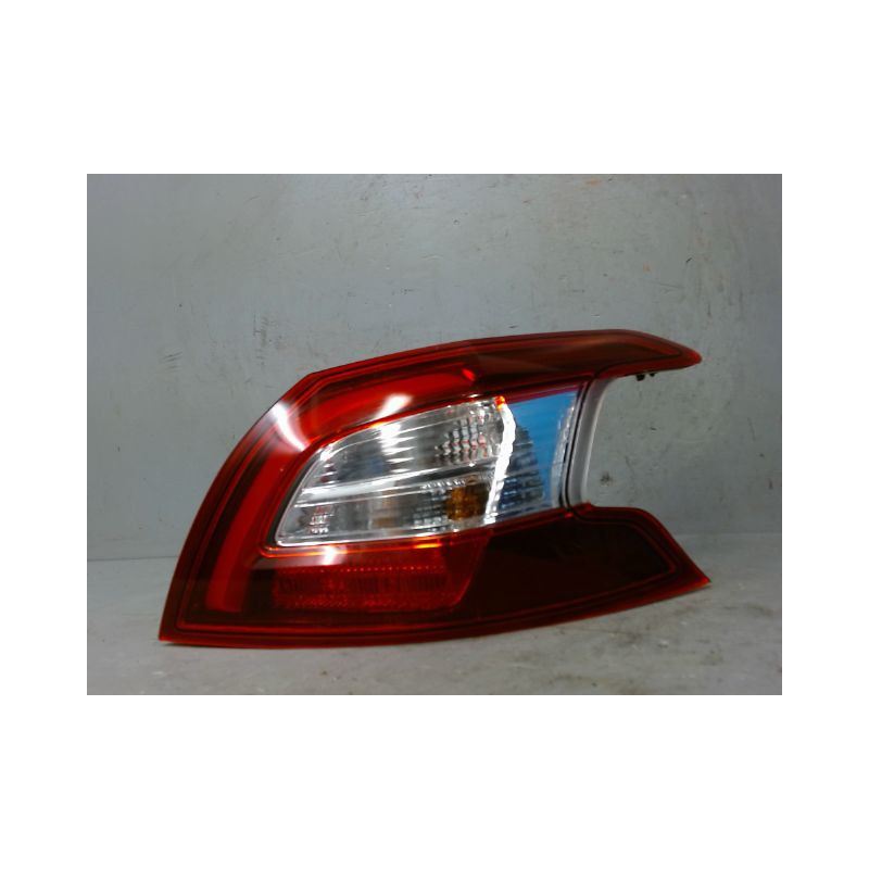 FEU ARRIERE DROIT PEUGEOT 308