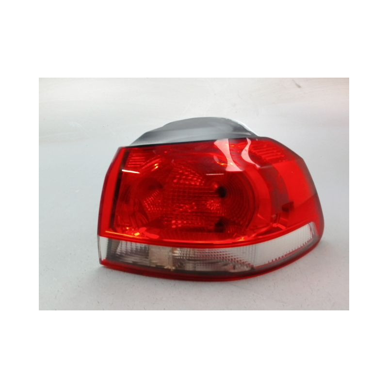 FEU ARRIERE DROIT VOLKSWAGEN GOLF VI 2008-2013