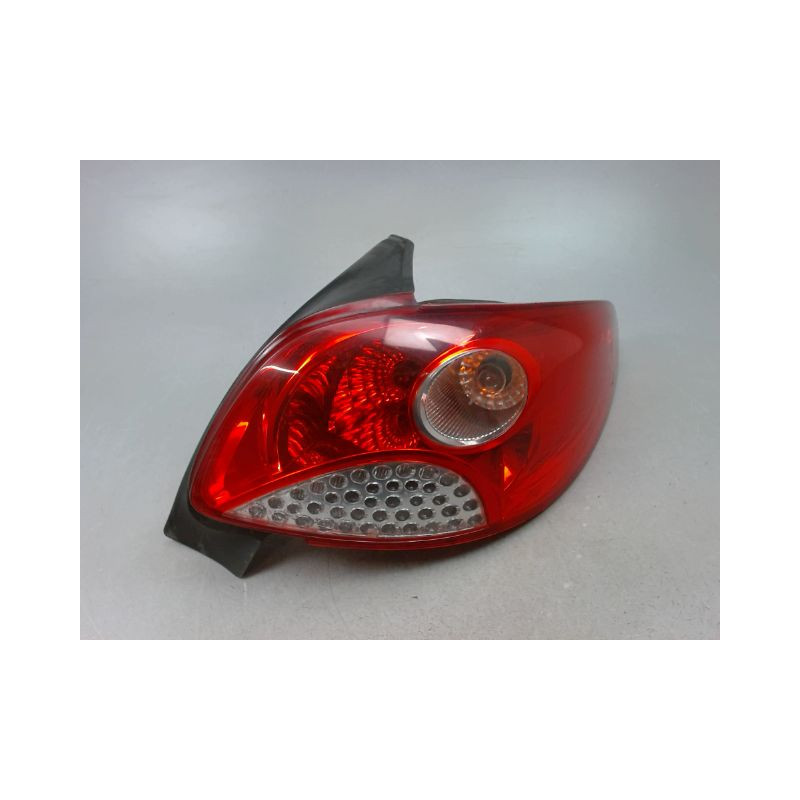 FEU ARRIERE DROIT PEUGEOT 206 + 2009-2013