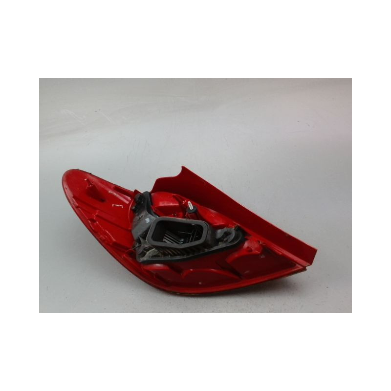 FEU ARRIERE DROIT PEUGEOT 207 2006-2013
