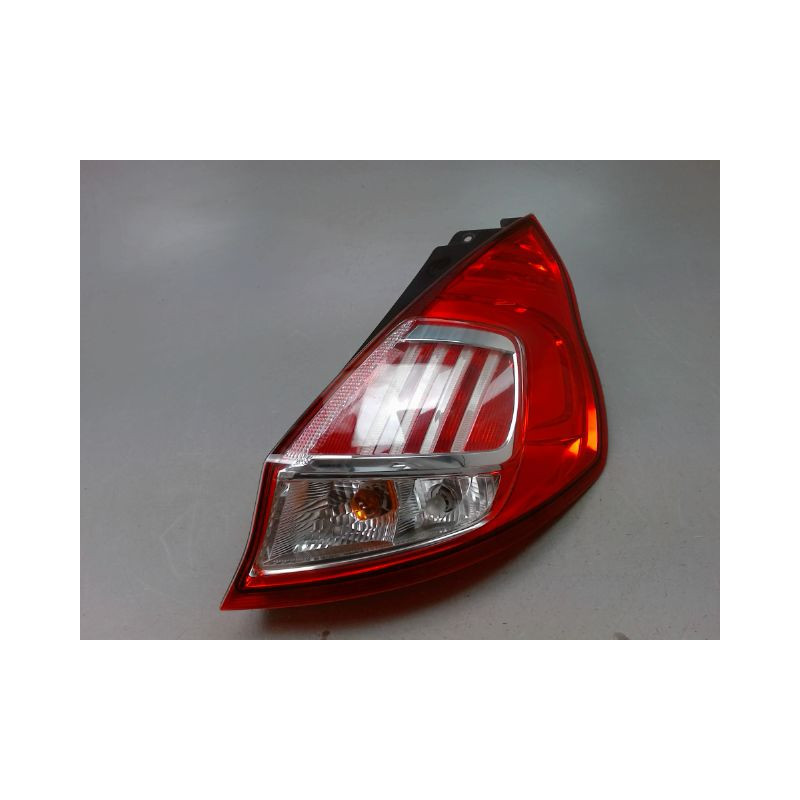 FEU ARRIERE DROIT FORD FIESTA 2005-